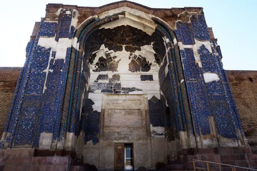 تحلیل سبک معماری آذری