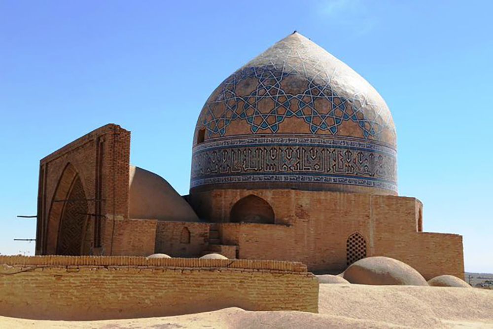 تحلیل مسجد جامع ساوه